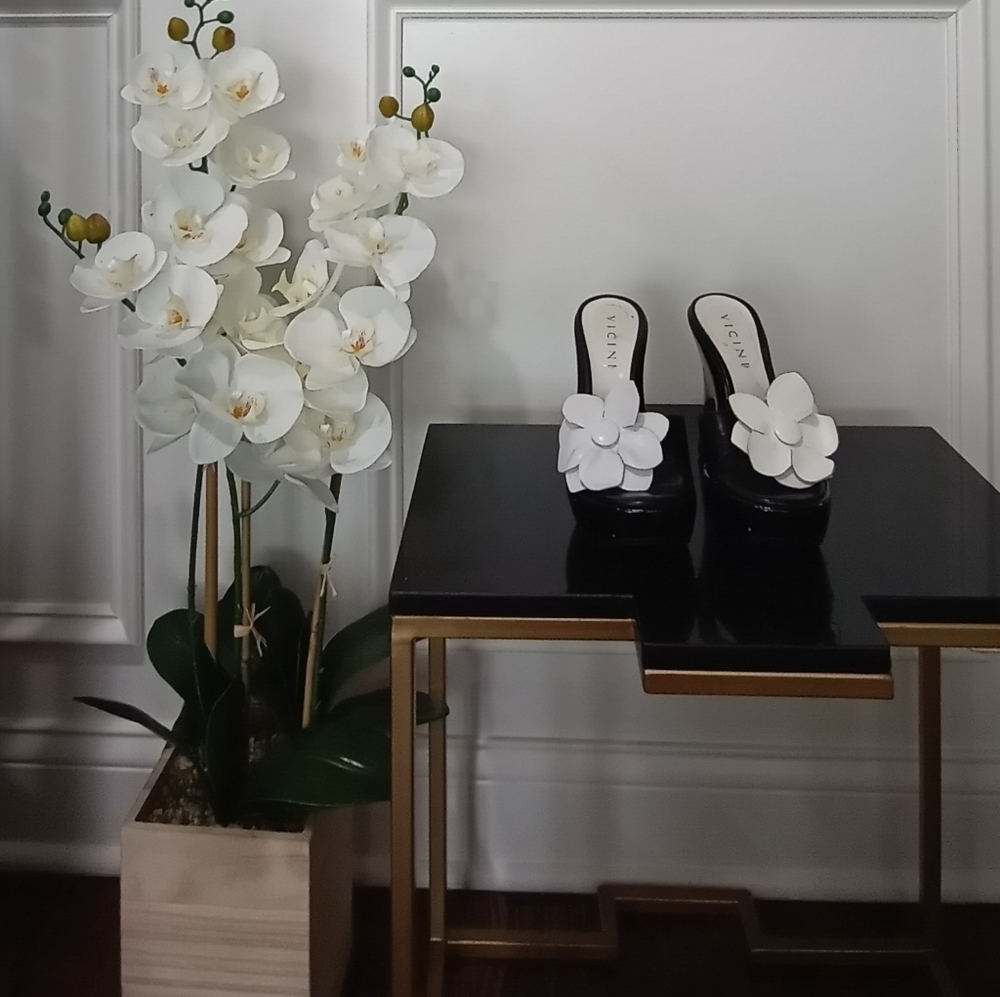 VICINI Black Patent Wedge Platform Sandal with Oversized White Camelia Flower 37